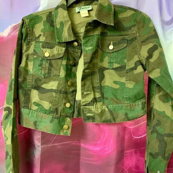 Jacket - Picture 2 of 4